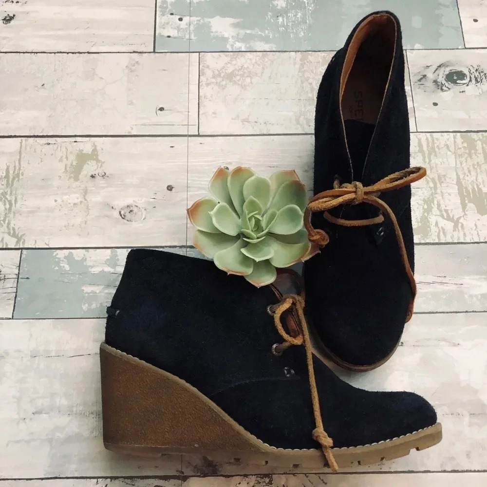 Sperry Stella Round Toe Wedge Ankle Boots